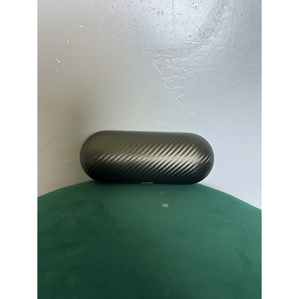 Oakley Rare Carbon Fiber Pattern Clamshell Case